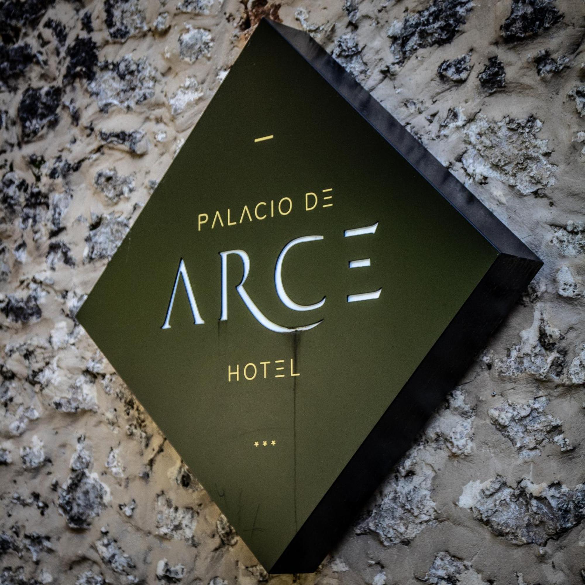 Palacio De Arce Eksteriør bilde
